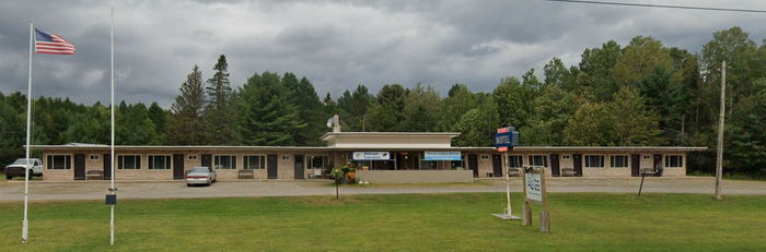 Three Lakes Motel - Web Listing (newer photo)
